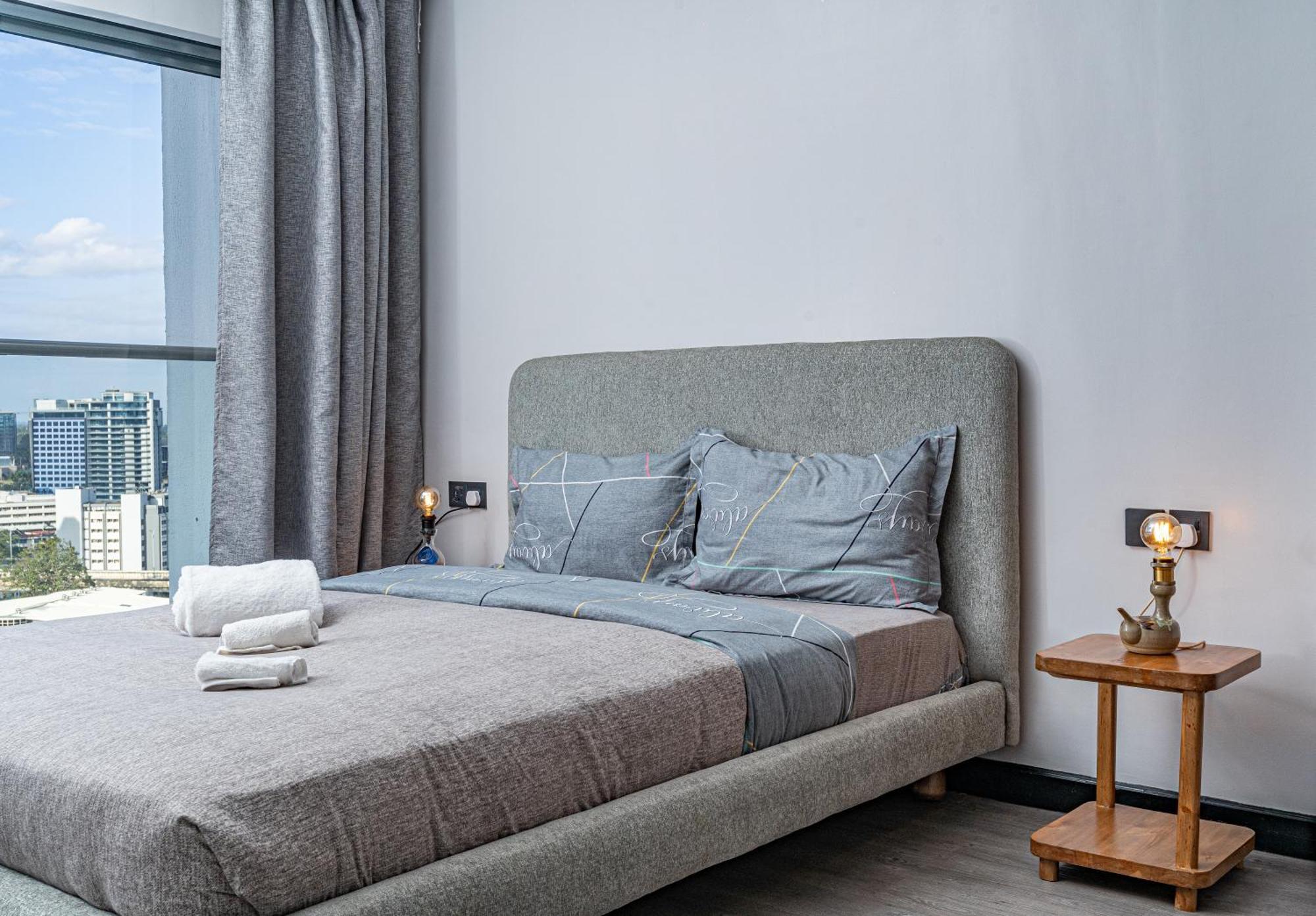 Апартаменты Escada & 2-bedroom, Rooftop Swimming Pool, Gym, Workspace, Wonderiss Homes Westland Living