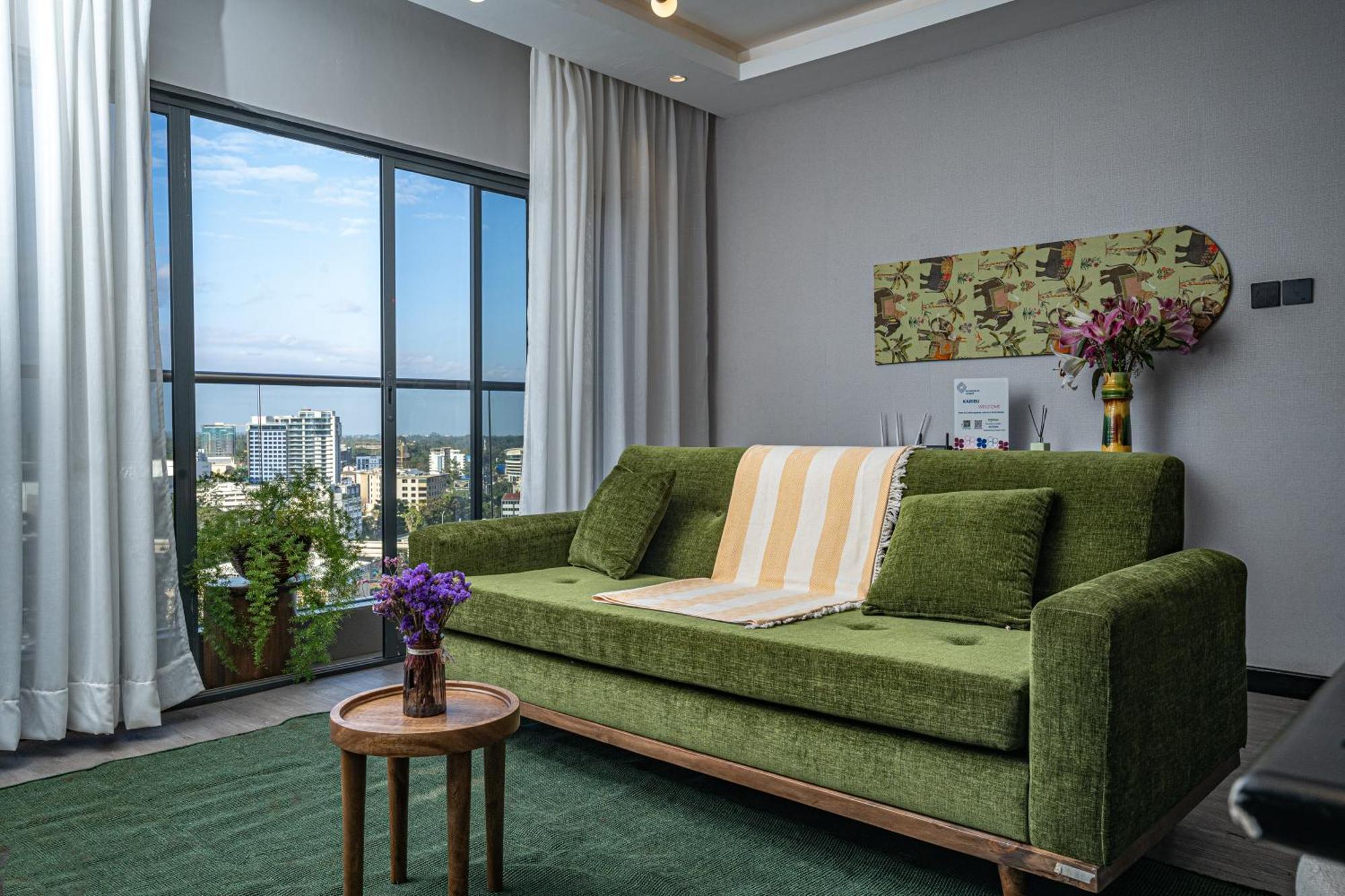 Апартаменты Escada & 2-bedroom, Rooftop Swimming Pool, Gym, Workspace, Wonderiss Homes Westland Living *